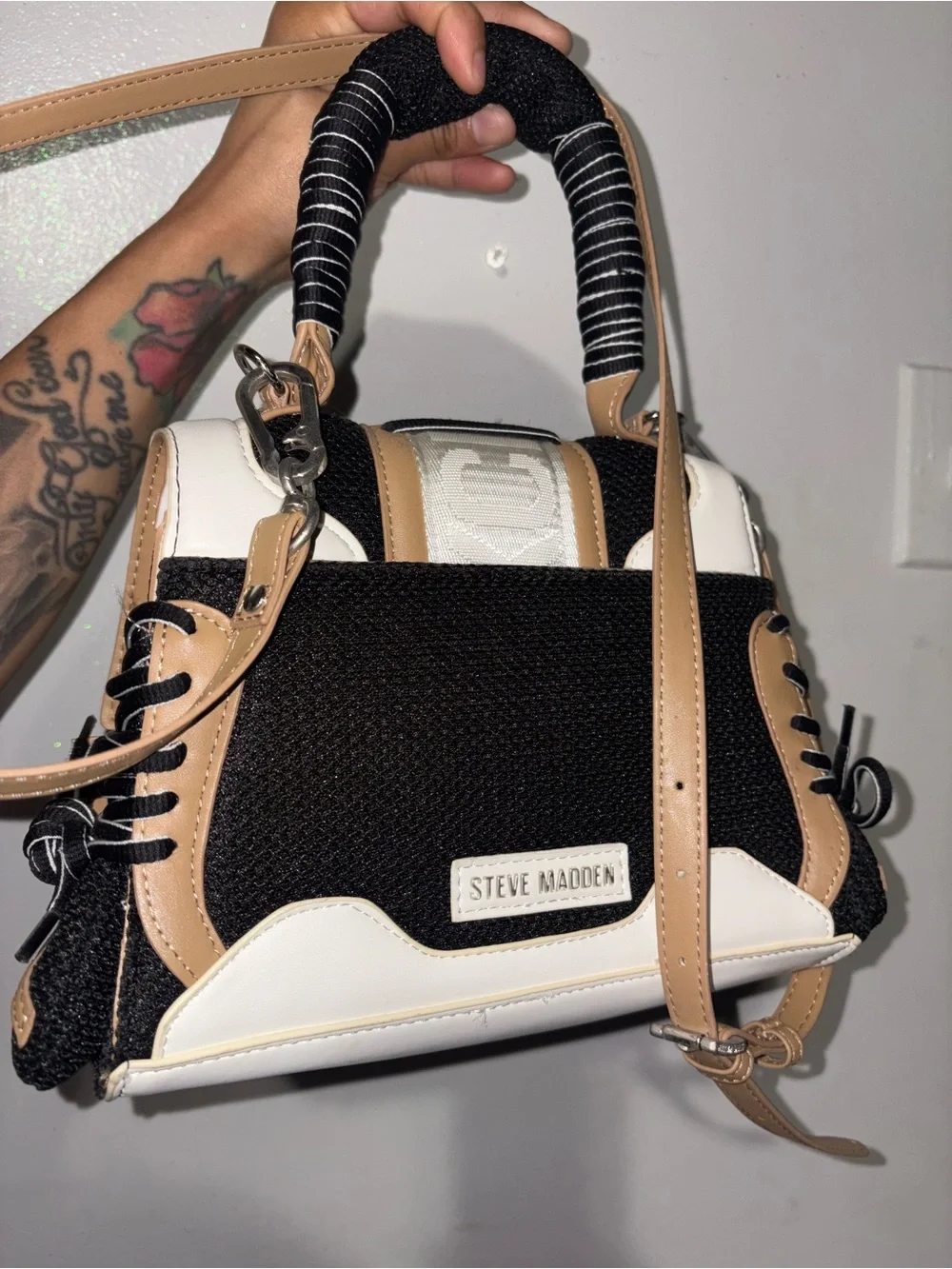 Steve Madden Black White Tan crossbody bag